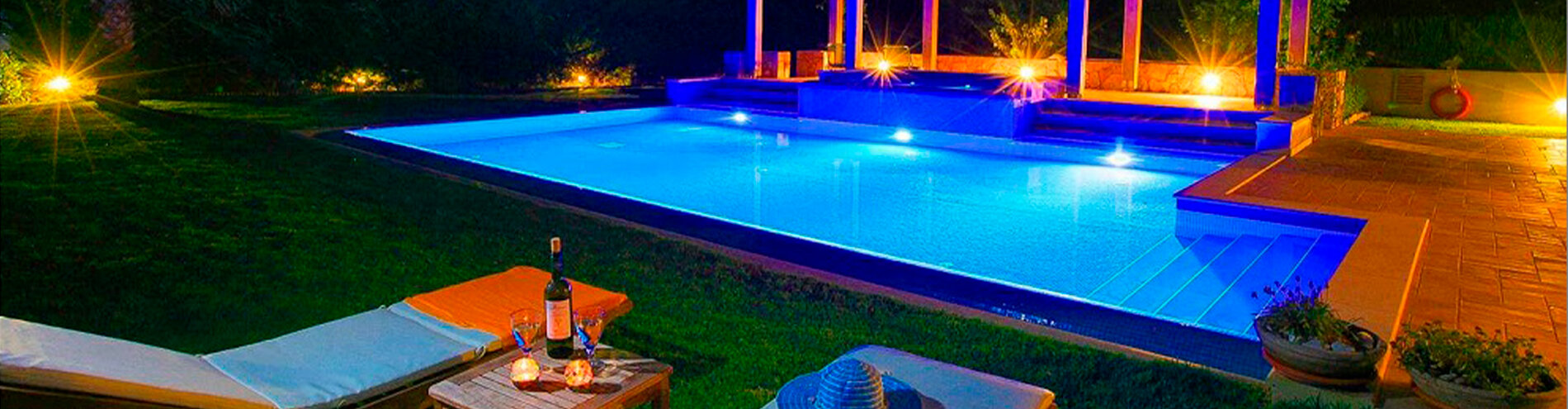 Светодиодные прожекторы для бассейнов