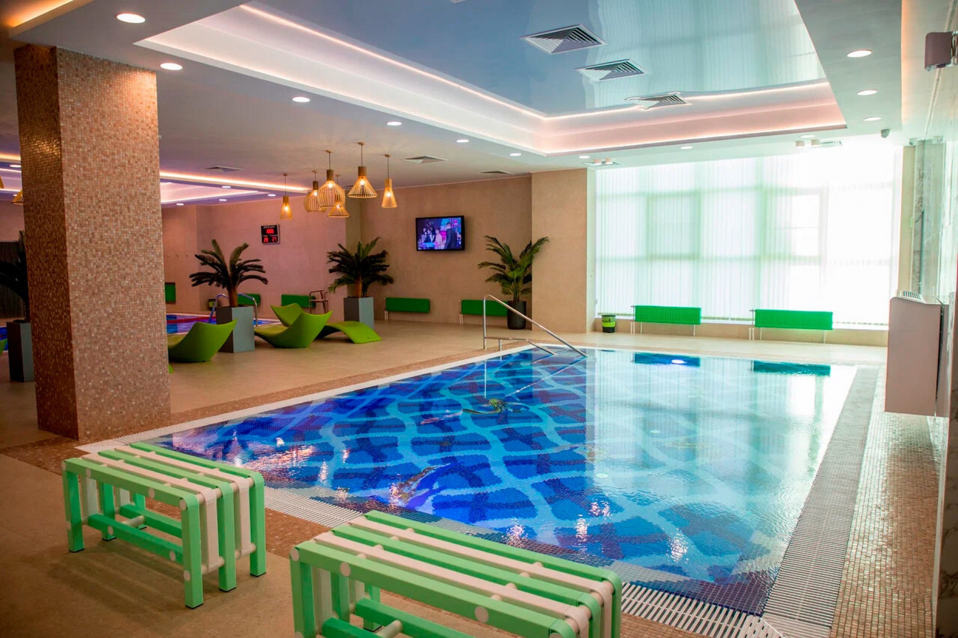 Бассейн в фитнес-центре детский