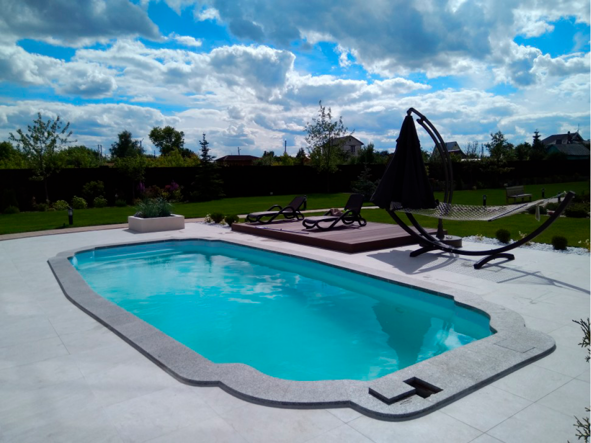 Композитный бассейн "Alegro" 880 х 400  см  глубиной 101 х 165 см, прямоугольник морозоустойчивый