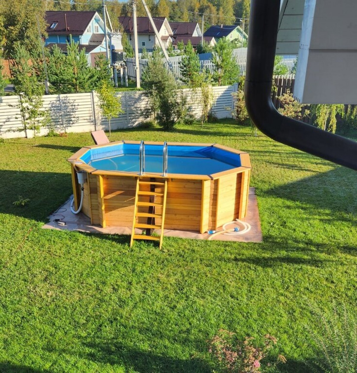 Деревянный сборный бассейн "Иркут" 400 х 250 х 145 см от Кристалл глубиной 145 см, овальный морозоустойчивый