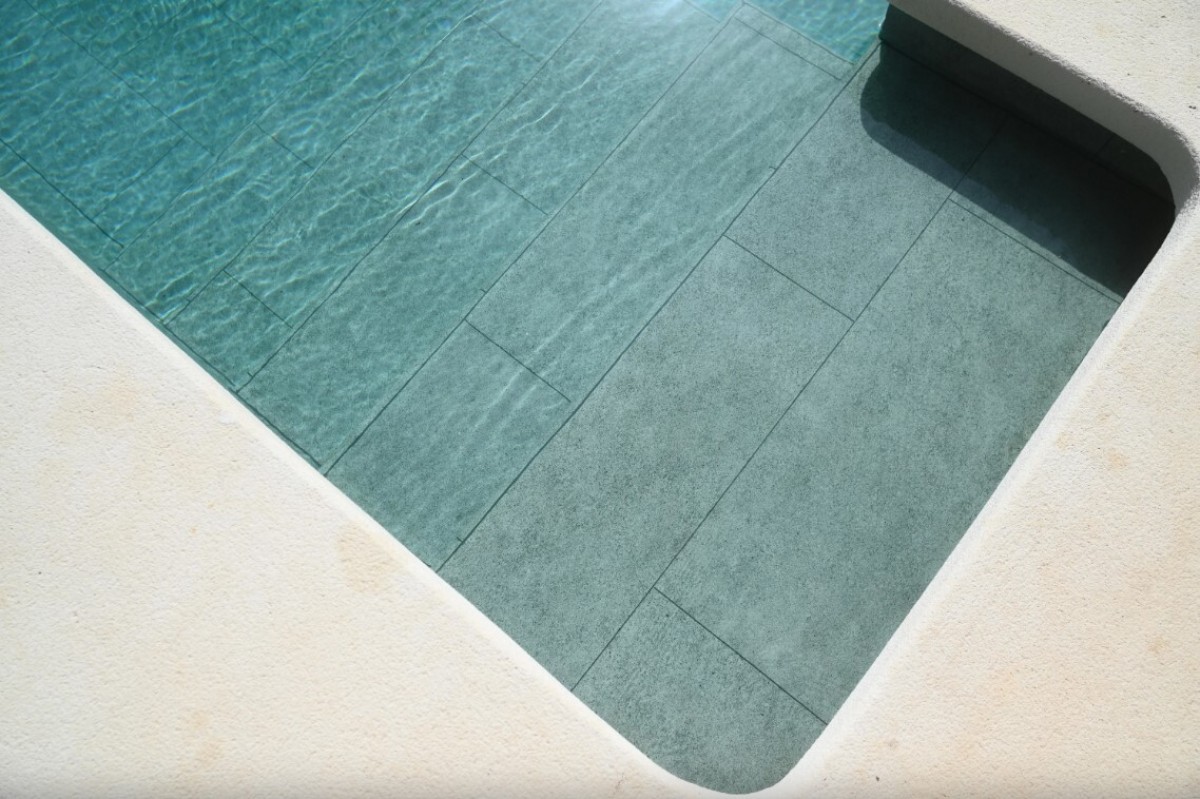 Пленка для бассейна ПВХ ALKORPLAN -Tile Jade green (зеленый нефрит) текстурная (1,65х21,00м)