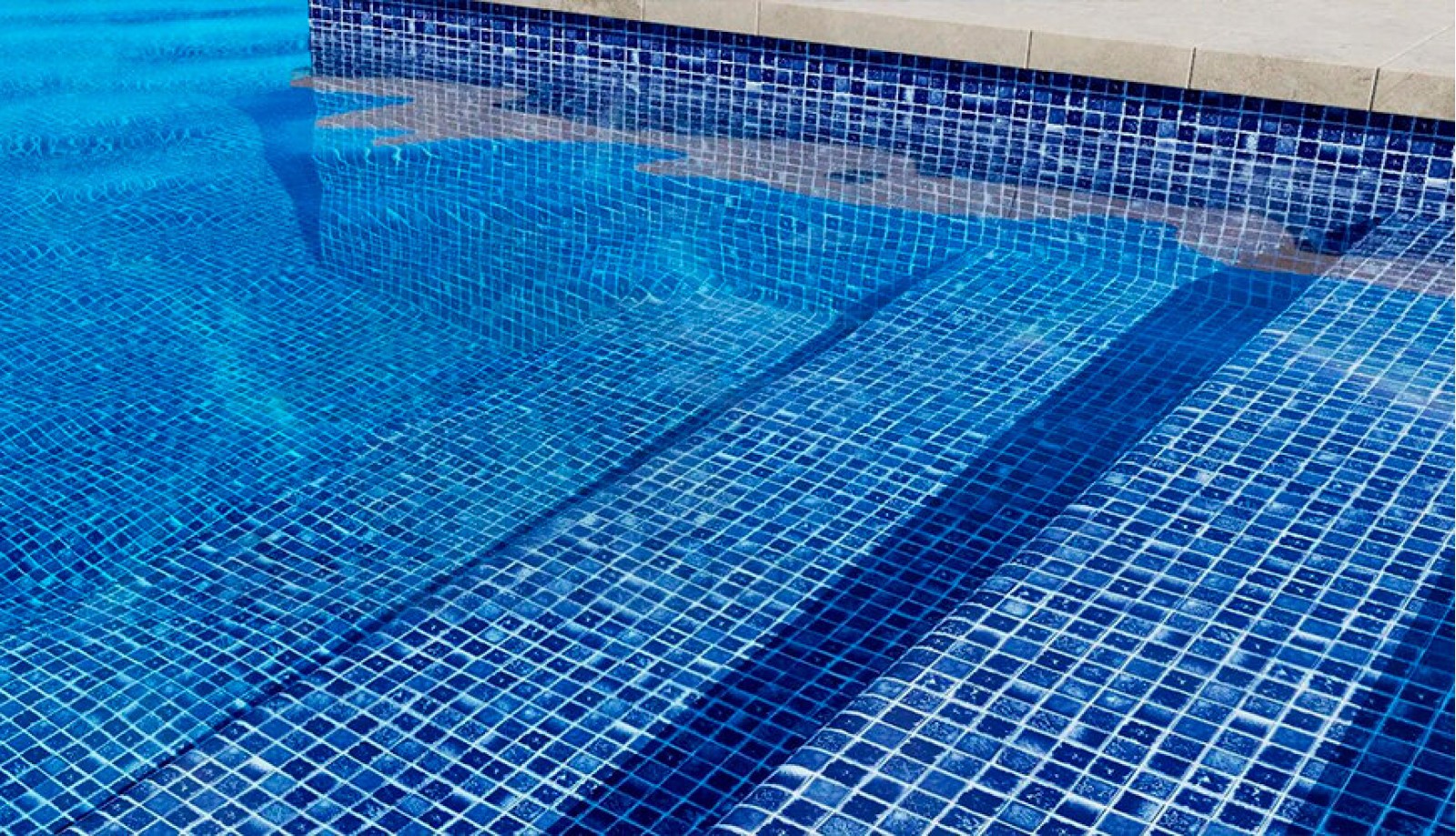 Отделка бассейнов пленкой ПВХ