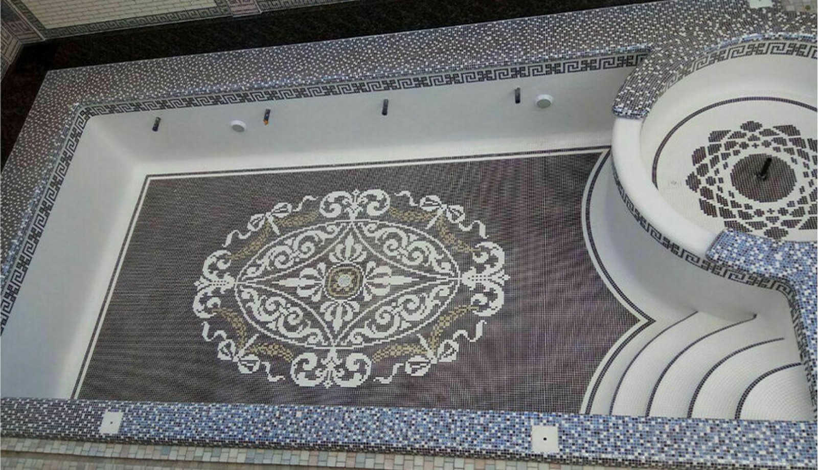 Мозаика для облицовки бассейнов