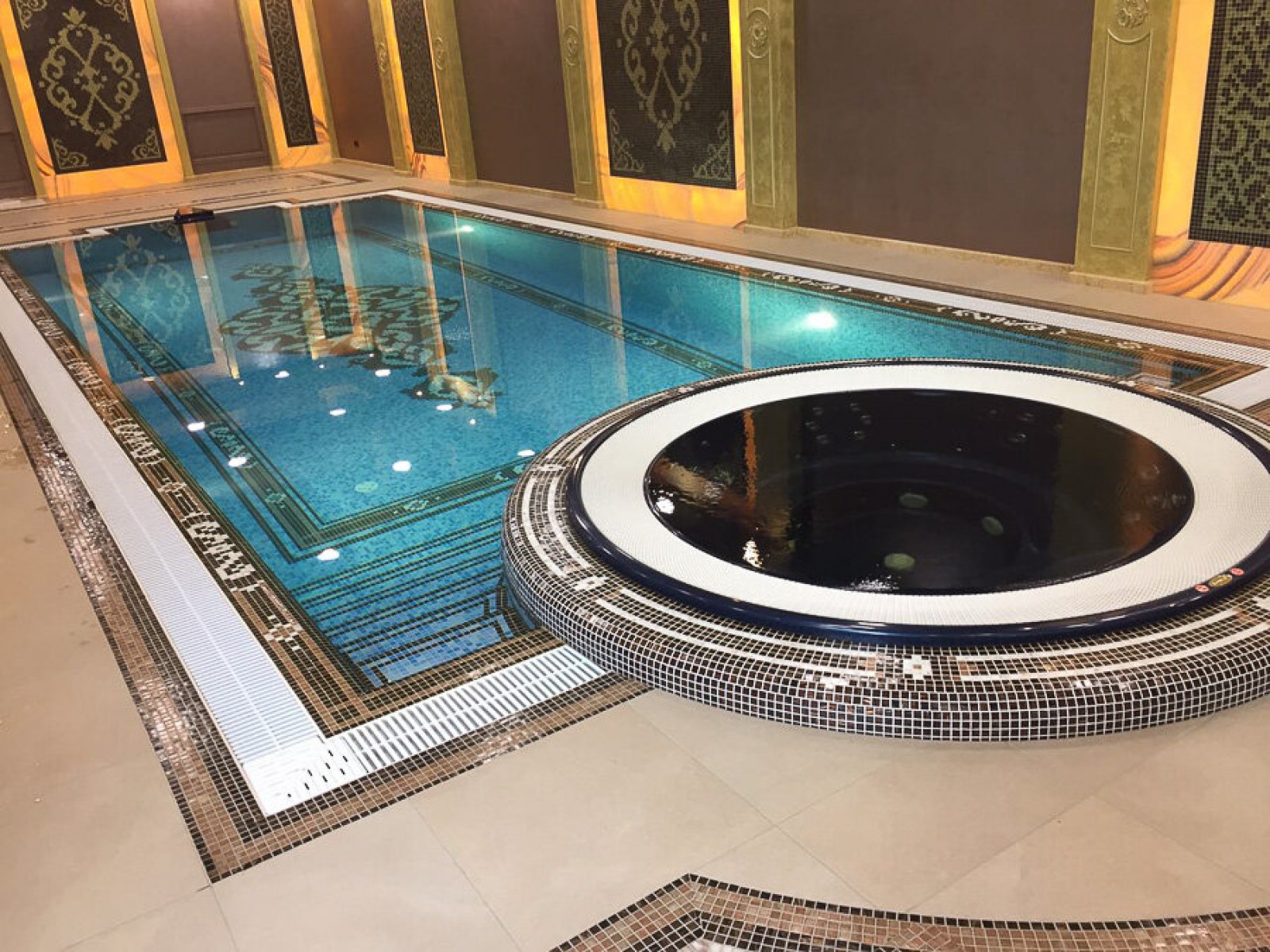 Облицовка бассейнов мозаикой